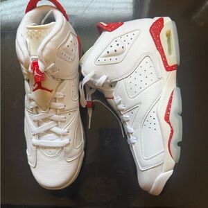 Nike Air Jordan 6 Retro Red Oreo sneaker
